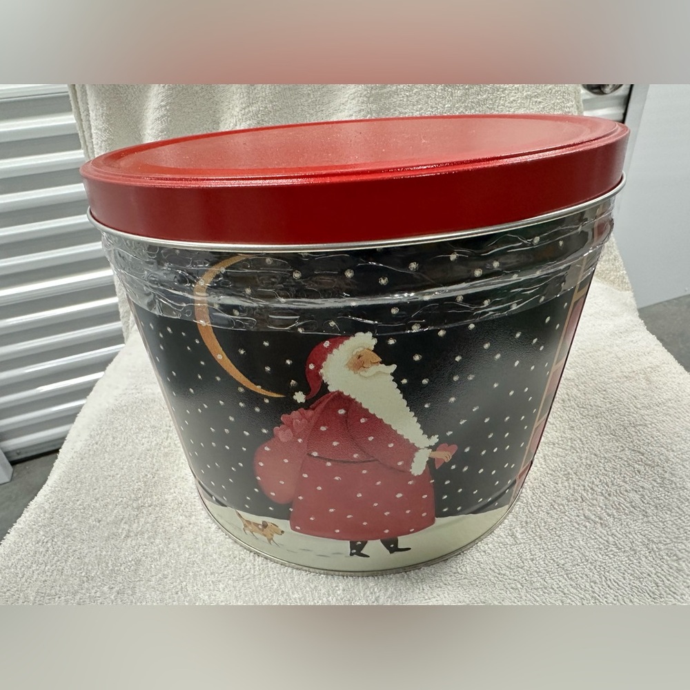 Metal Storage Can Container Cookie Tin Santa Figure 10”x8”Kitchen Storage Bin